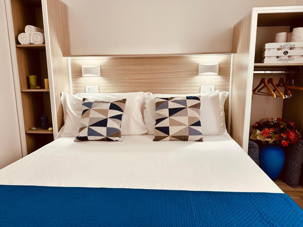 B&B The Sea - Family Rooms - Free Parking Tropea Exteriör bild