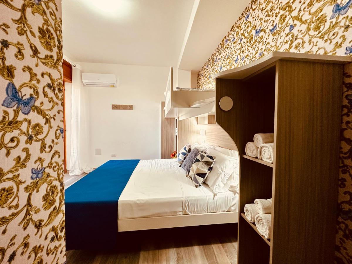 B&B The Sea - Family Rooms - Free Parking Tropea Exteriör bild